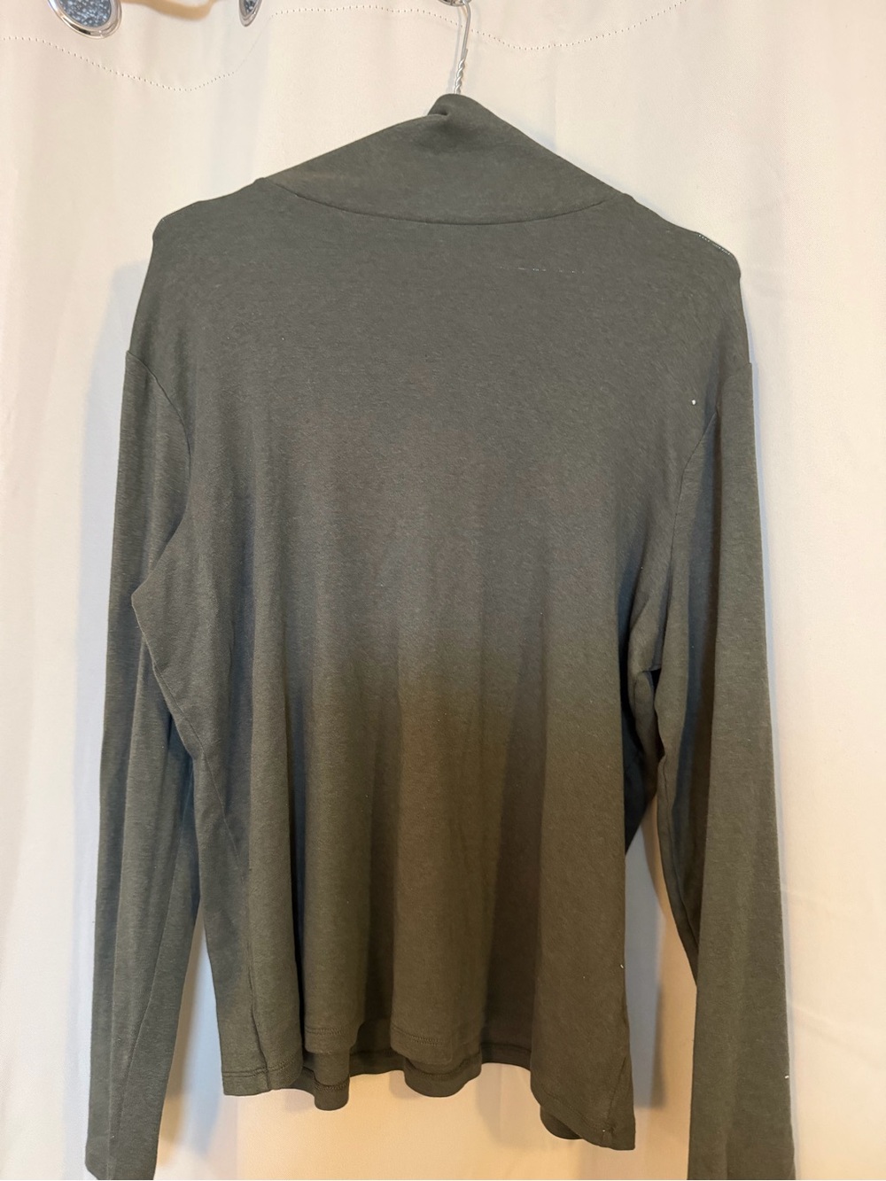 a.n.a Olive Crewneck Long Sleeve Top